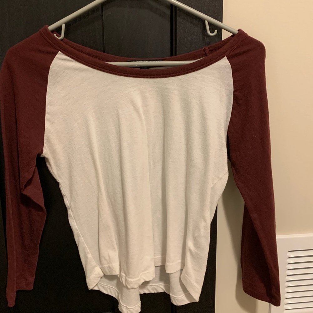 Brandy Melville baseball half sleeve !!RARE!!